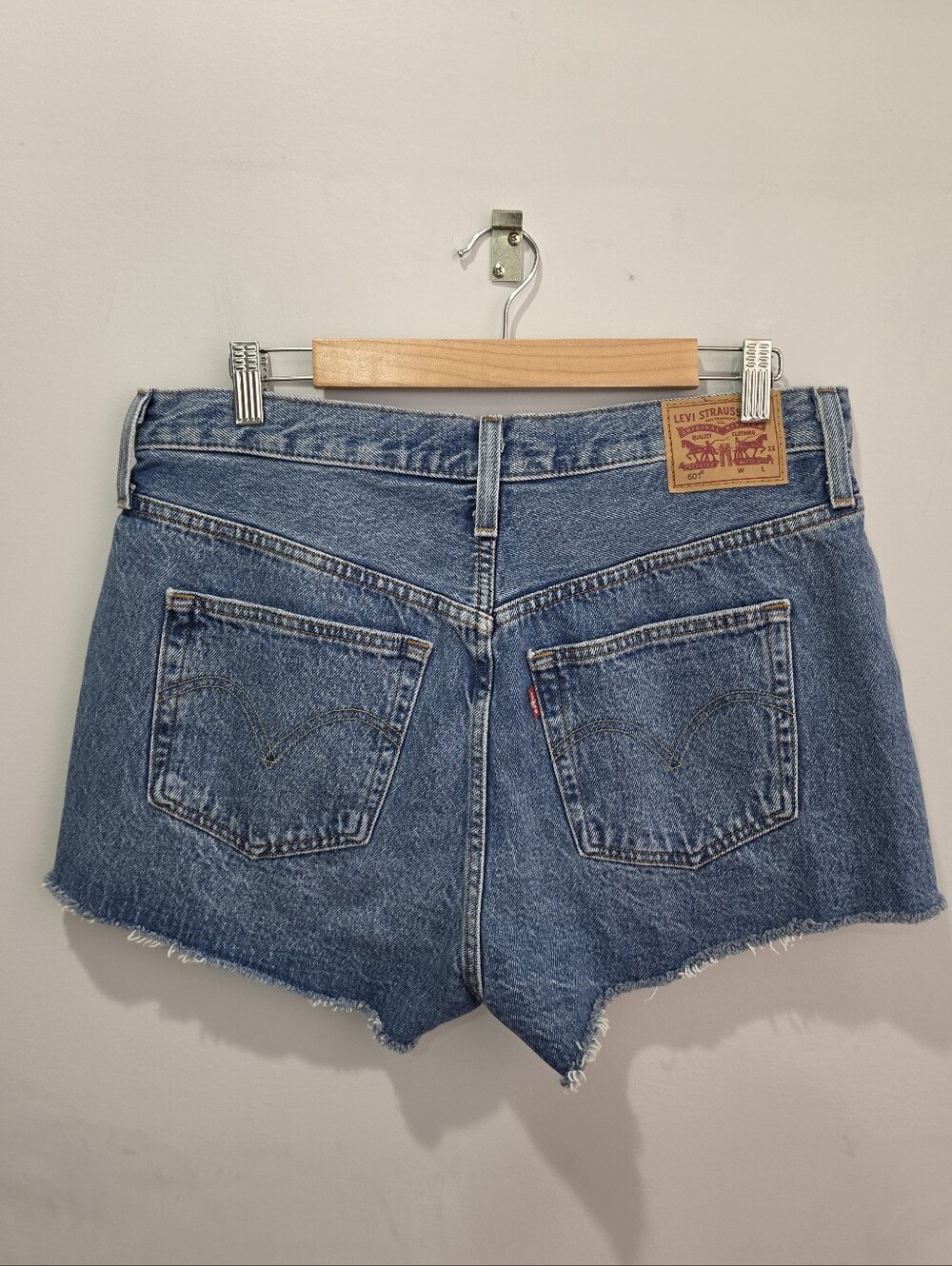 Levi's 501 Original Fit High Rise Women's Shorts Size 31
